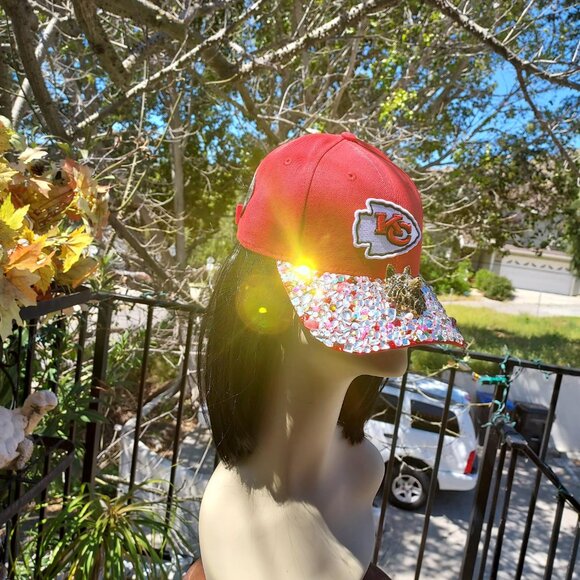 A Red Swarovski Crystal Kansas City Chiefs Hat W/Crystal WOLF Mascot main image 8
